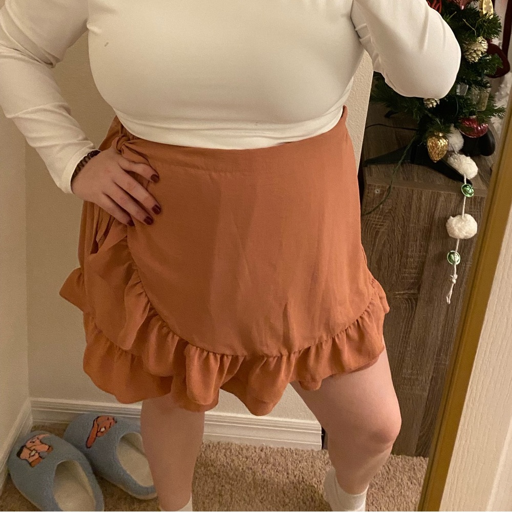 Arula Ruffled Skort